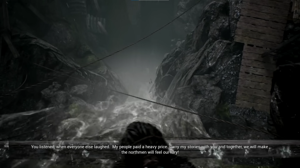 Вид от первого лица на водопад в ущелье