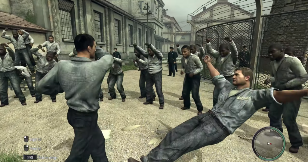 Заключённые дерутся во дворе тюрьмы в Mafia II