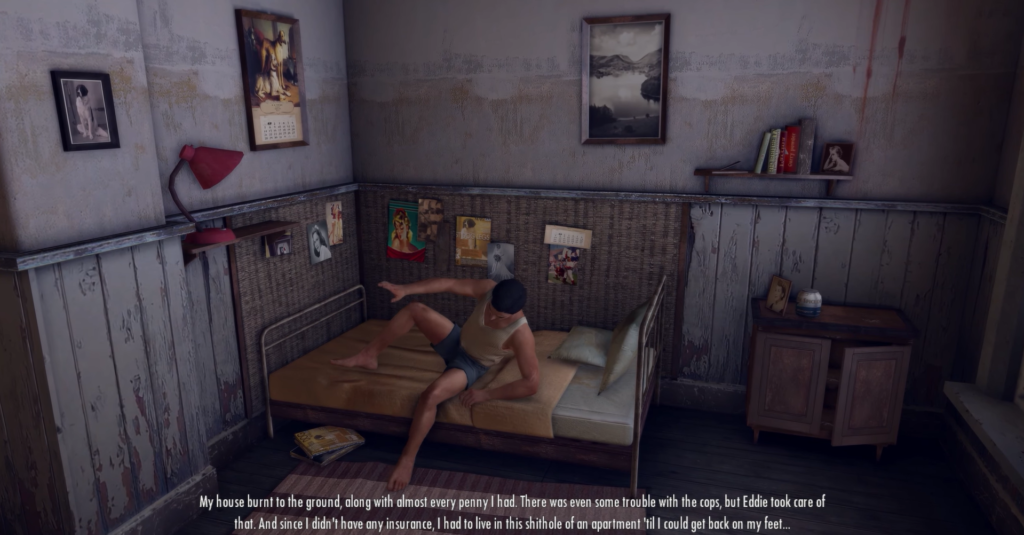 Мужчина садится на кровать в комнате