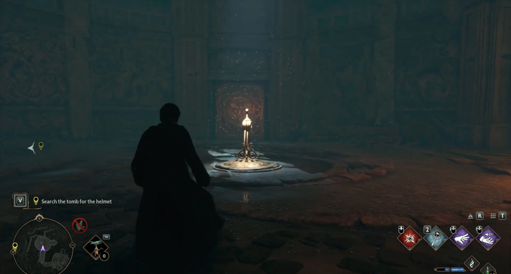 Персонаж идет к светильнику в каменной гробнице Hogwarts Legacy