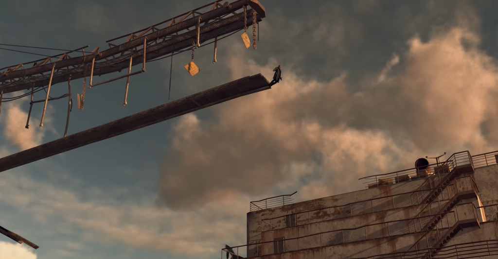 Человек стоит на краю балки у здания