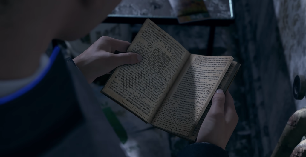 Руки держат открытую книгу с лабиринтами в комнате