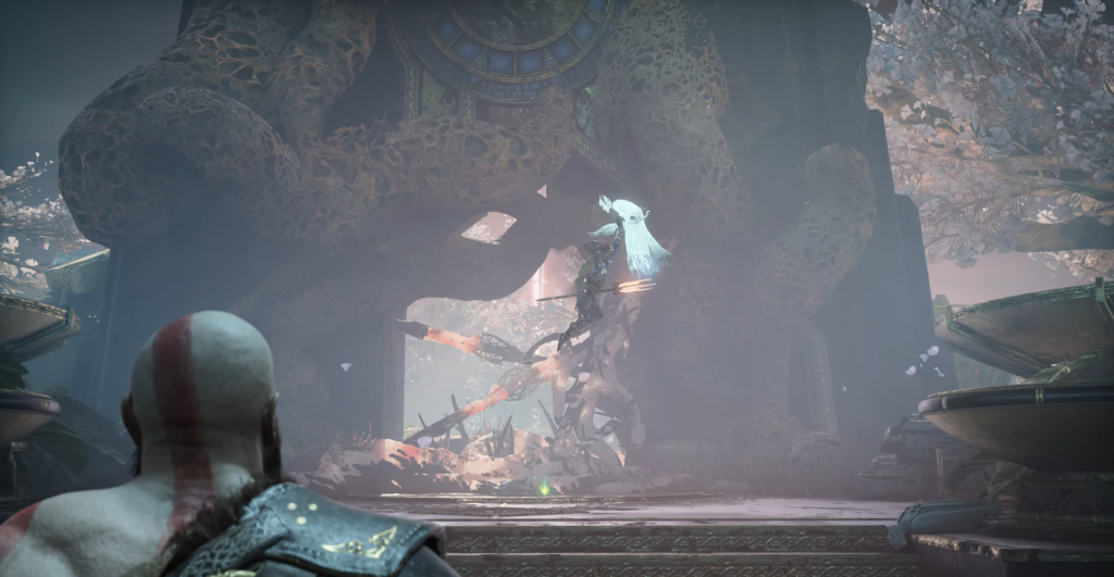 Кратос из God of War смотрит на монстра в храме