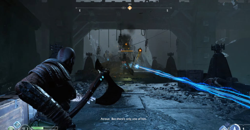 Кратос сражается с врагами в God of War