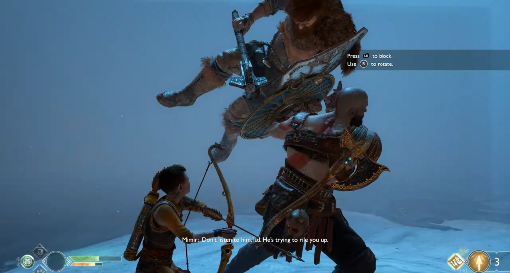 Кратос блокирует удар врага в God of War