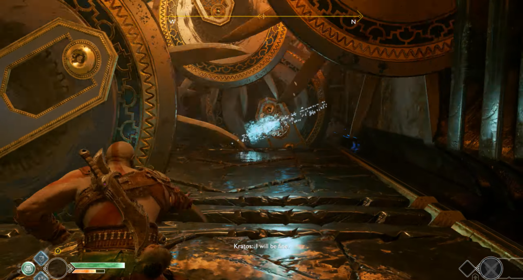 Кратос бежит по механическому туннелю в God of War