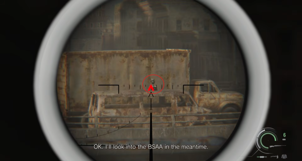 Прицел снайперской винтовки на врага у грузовиков