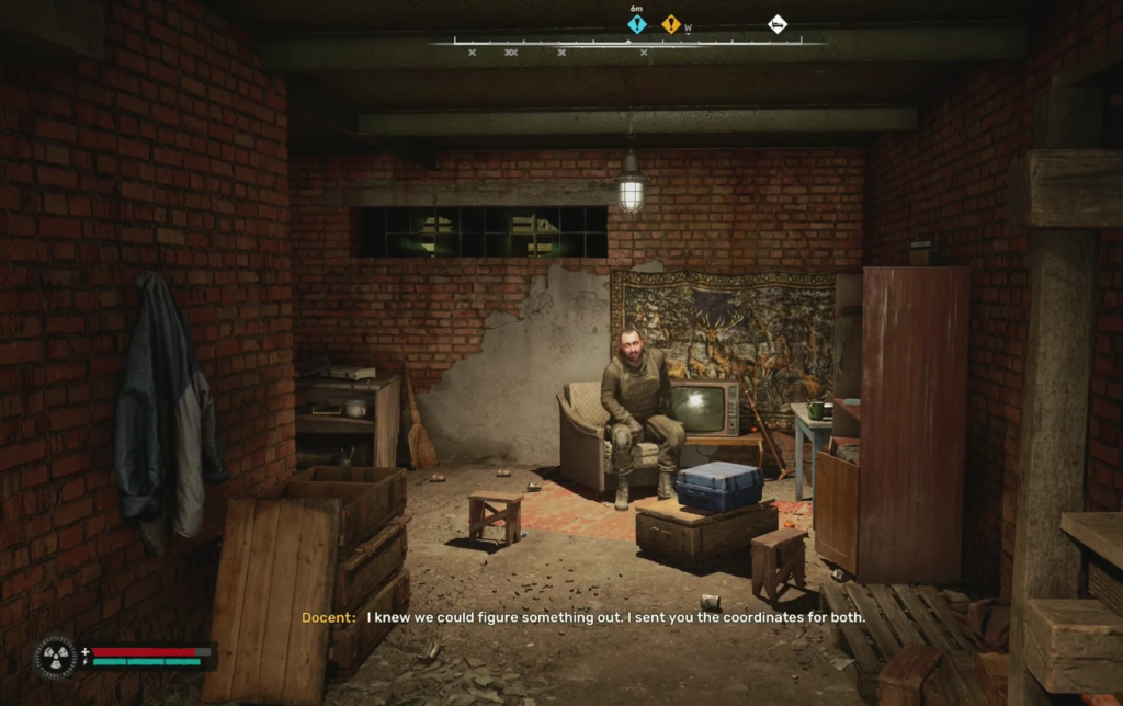 Мужчина сидит в кирпичном подвале