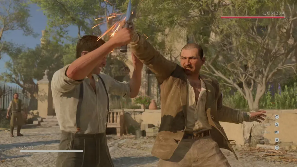 Энцо дерётся на мечах с L'Ombra во дворе